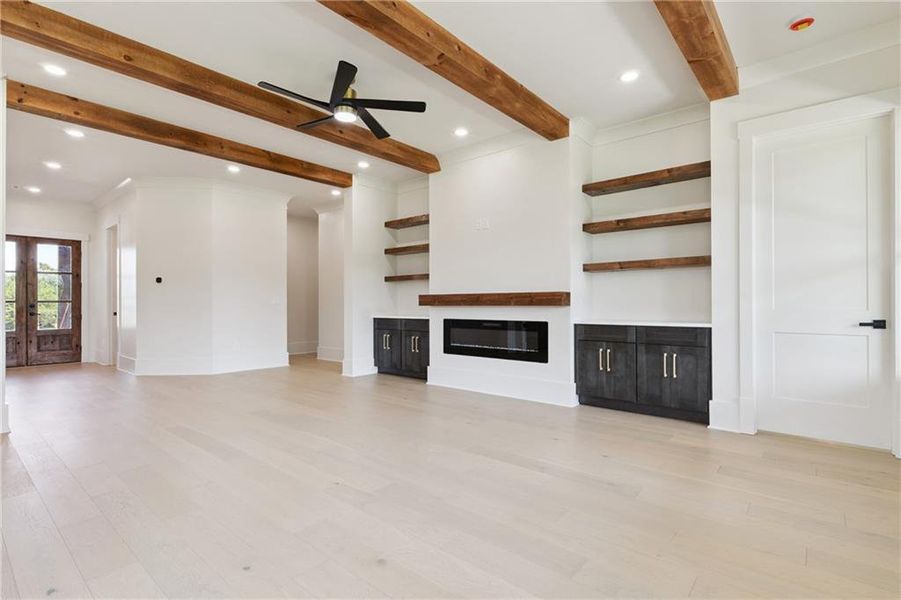 Furnished interior view inside a new home in , Jefferson (Image 39).