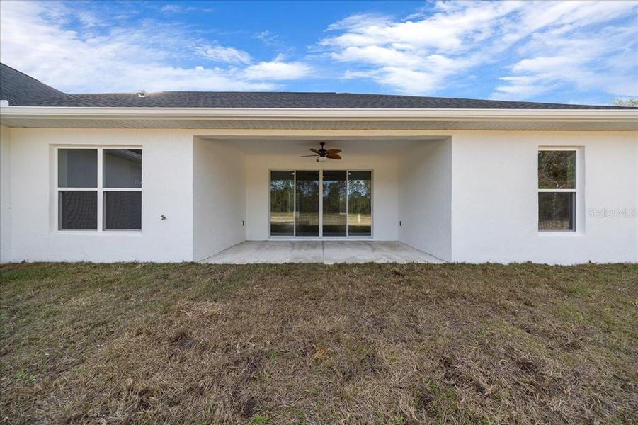 Exterior details and patio area of a home in , Ocala (Image 4).