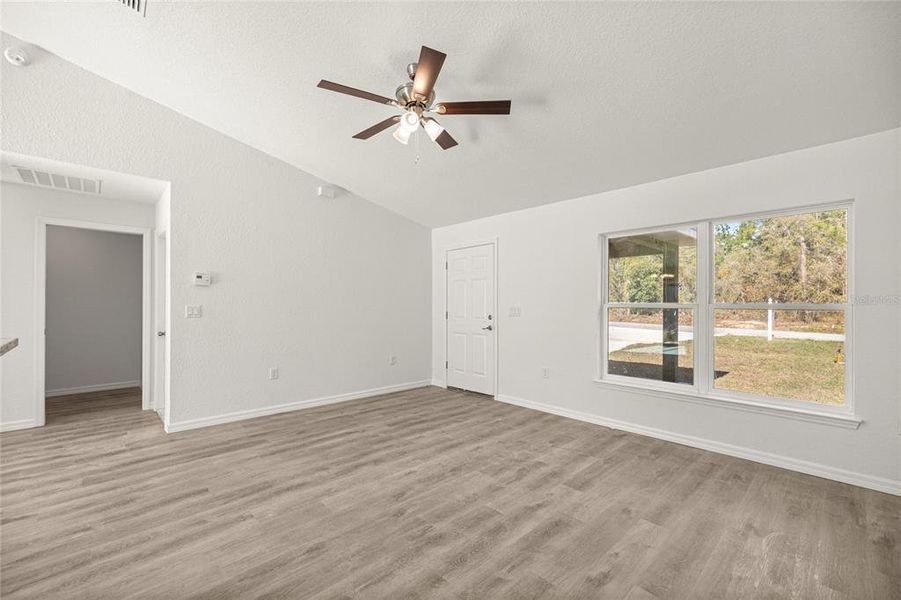 Spacious, unfurnished interior of a new home in , Dunnellon (Image 13). Spacious, unfurnished interior of a new home in , Dunnellon (Image 13).