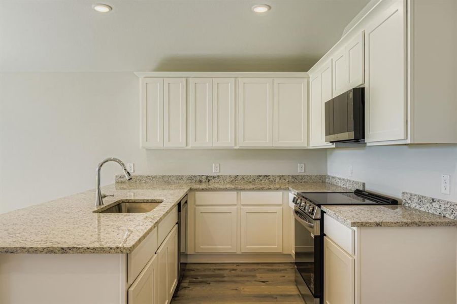 Furnished interior view inside a new home in Middlefield Village, Dallas (Image 7). Furnished interior view inside a new home in Middlefield Village, Dallas (Image 7).