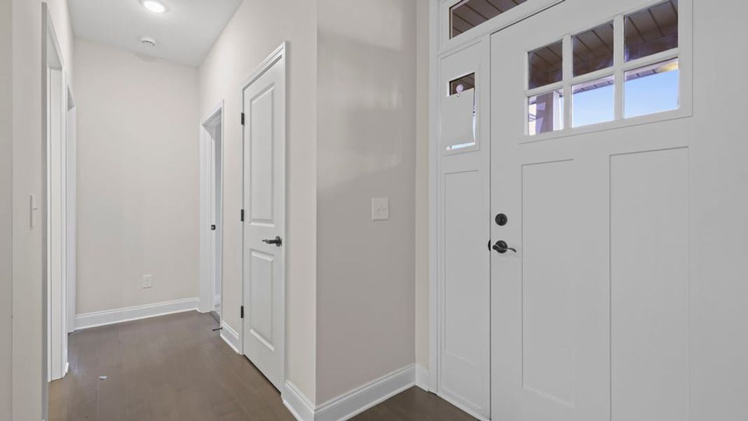 Spacious, unfurnished interior of a new home in Palmetto Valley, Anderson (Image 14).