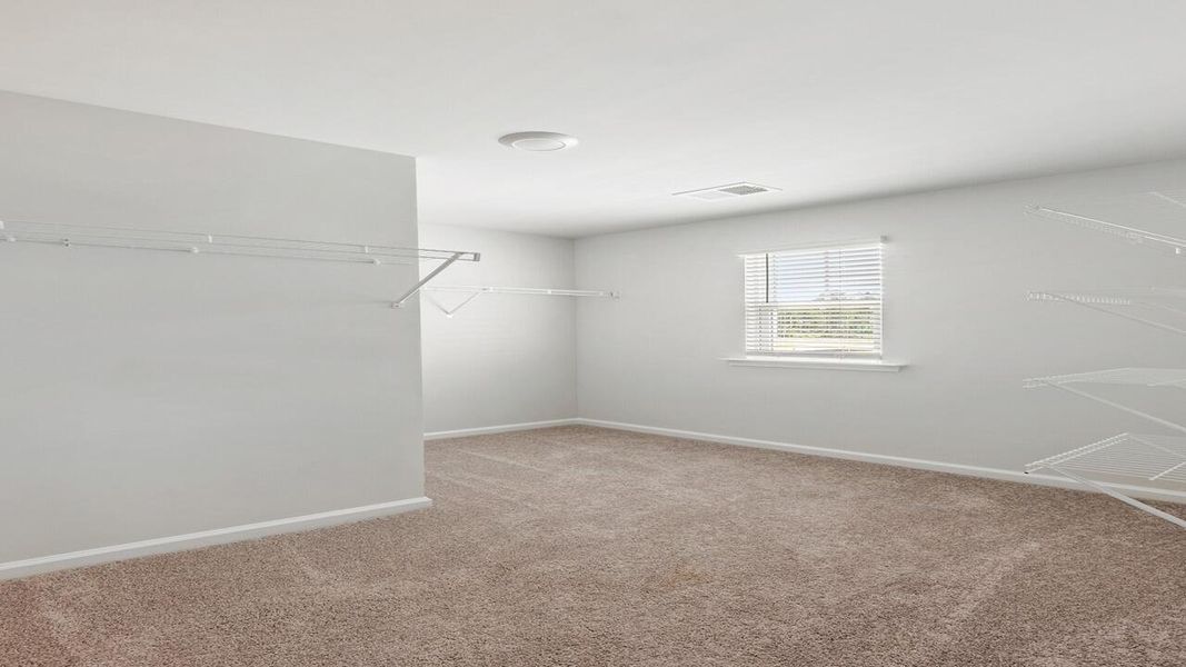 Spacious, unfurnished interior of a new home in Lakeview at Kitfield, Moncks Corner (Image 18).