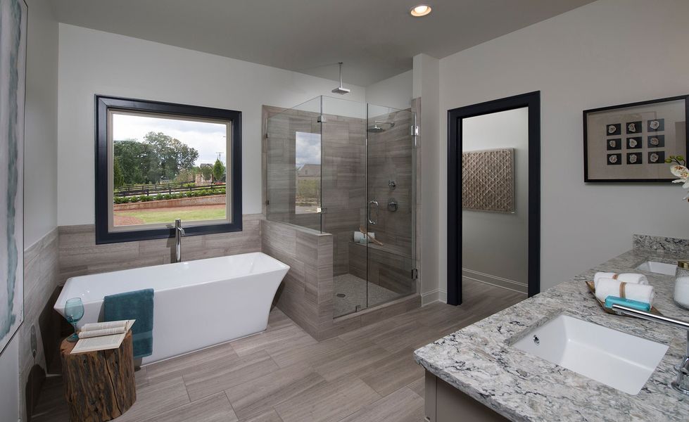 Calhoun Home Design Owner's Bath