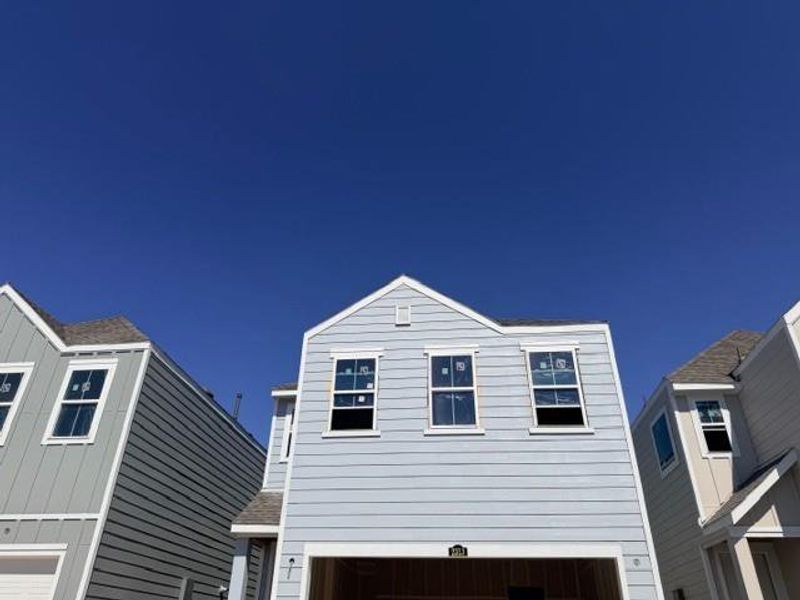 Two-story home with 4 bedrooms, 2.5 baths and 2 car garage Two-story home with 4 bedrooms, 2.5 baths and 2 car garage