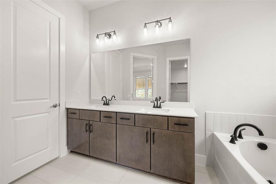 2219 Shady Elm- Primary Suite-4 2219 Shady Elm- Primary Suite-4