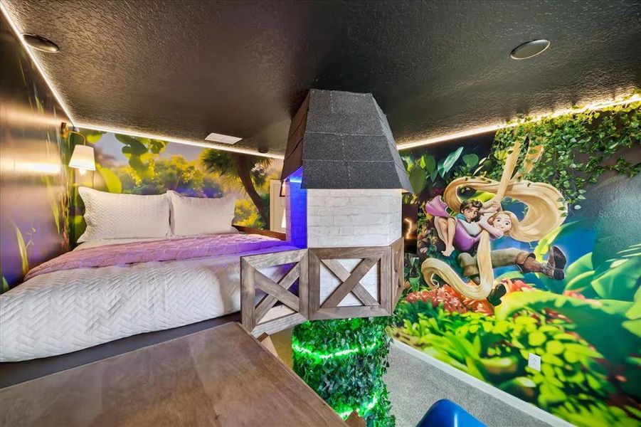 Image 48 of a home in Solara Resort.