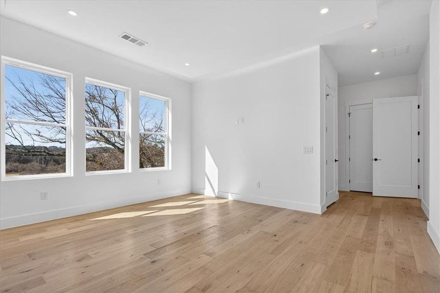Spacious, unfurnished interior of a new home in , Canton (Image 31).