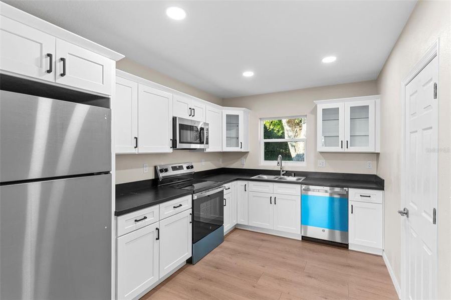Furnished interior view inside a new home in , Auburndale (Image 7).