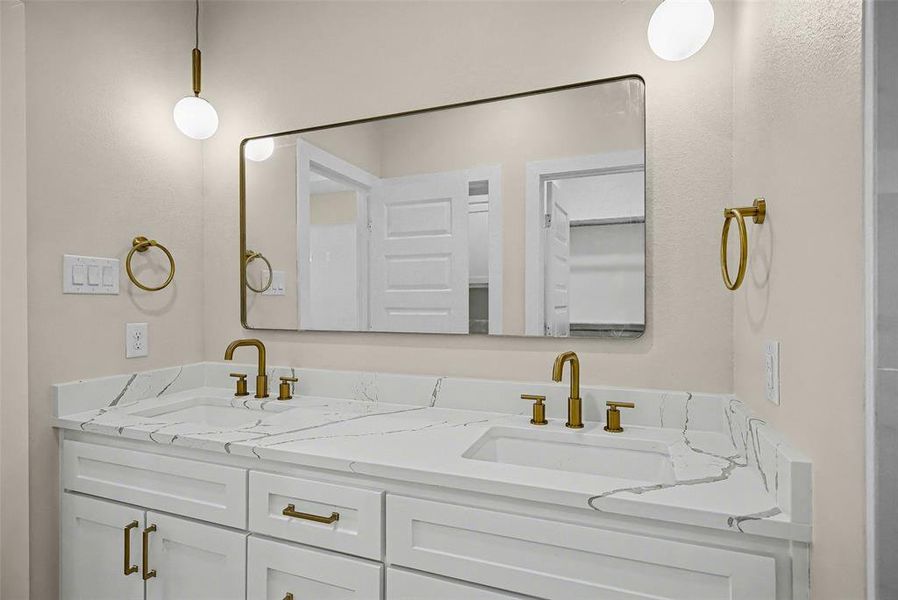 Furnished interior view inside a new home in , Granbury (Image 19).