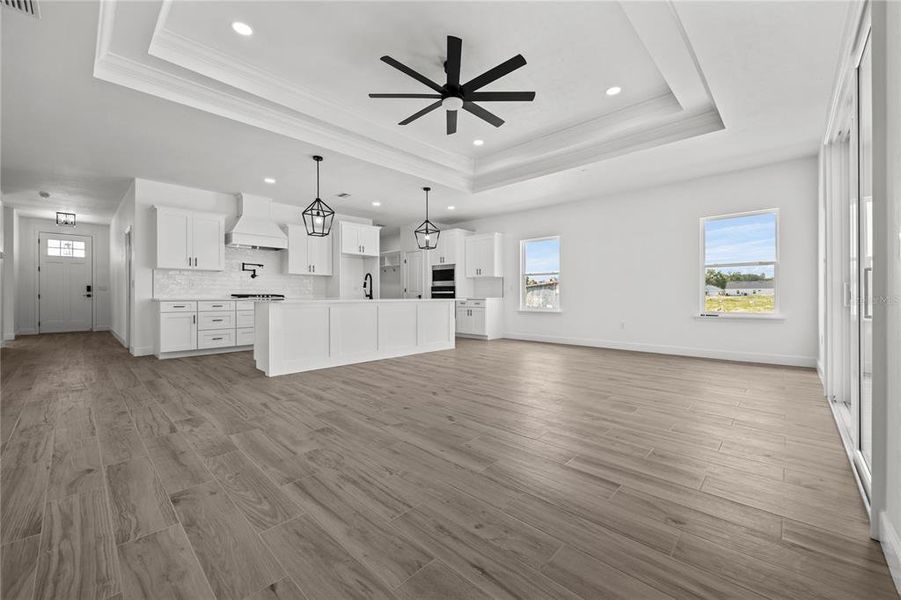 Spacious, unfurnished interior of a new home in , Gainesville (Image 16).