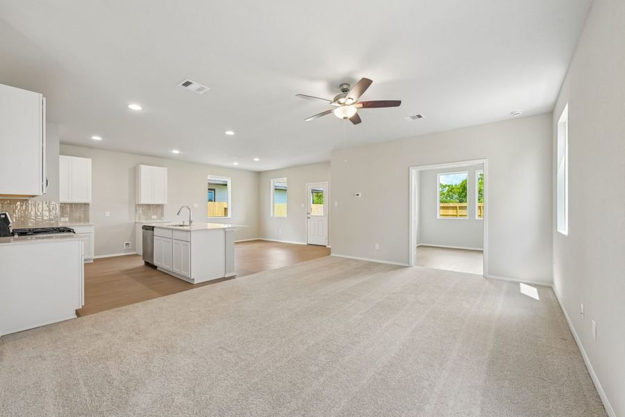 Spacious, unfurnished interior of a new home in Azalea, Pattison (Image 16). Spacious, unfurnished interior of a new home in Azalea, Pattison (Image 16).