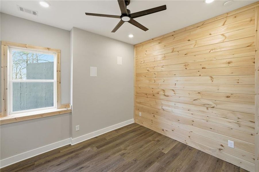 Spacious, unfurnished interior of a new home in , Ranger (Image 40).