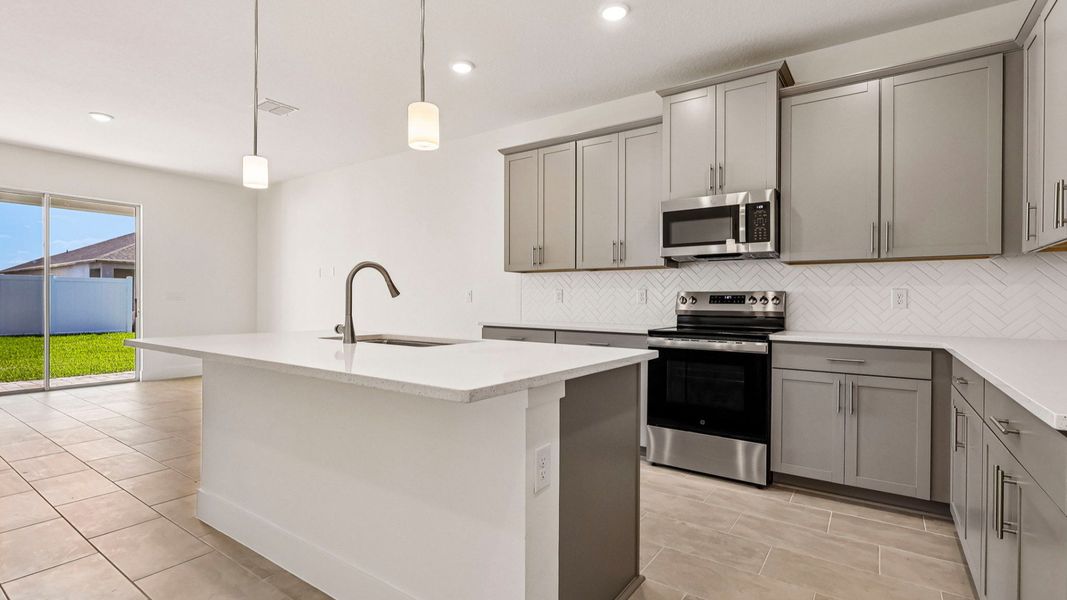 Furnished interior view inside a new home in Trailside, Mount Dora (Image 10).