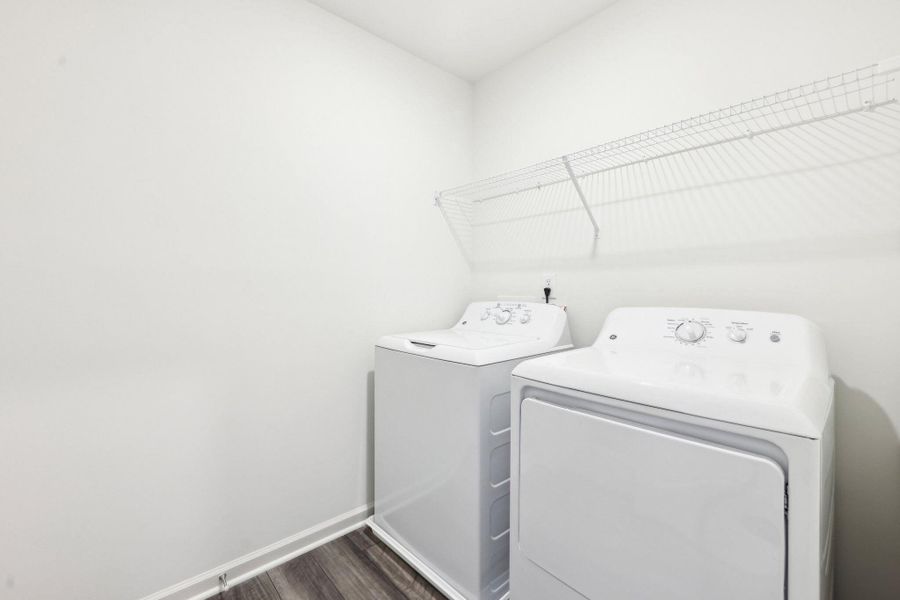 Close-up of interior finishes inside a home in Sunterra Lakes, Brookshire (Image 13).