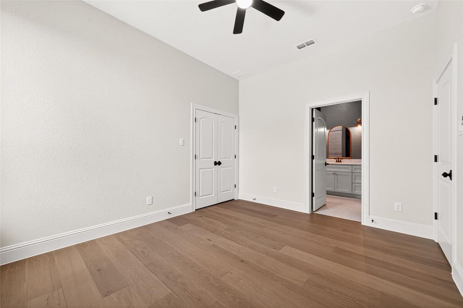 Spacious, unfurnished interior of a new home in , East Bernard (Image 33).