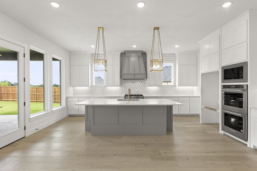 Representative furnished interior of a home built from the 4512 by Tradition Homes in Mustang Lakes, McKinney (Image 4).