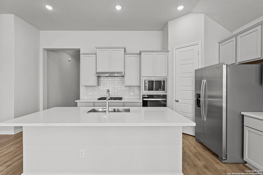 Furnished interior view inside a new home in Mayfair 50', New Braunfels (Image 10).