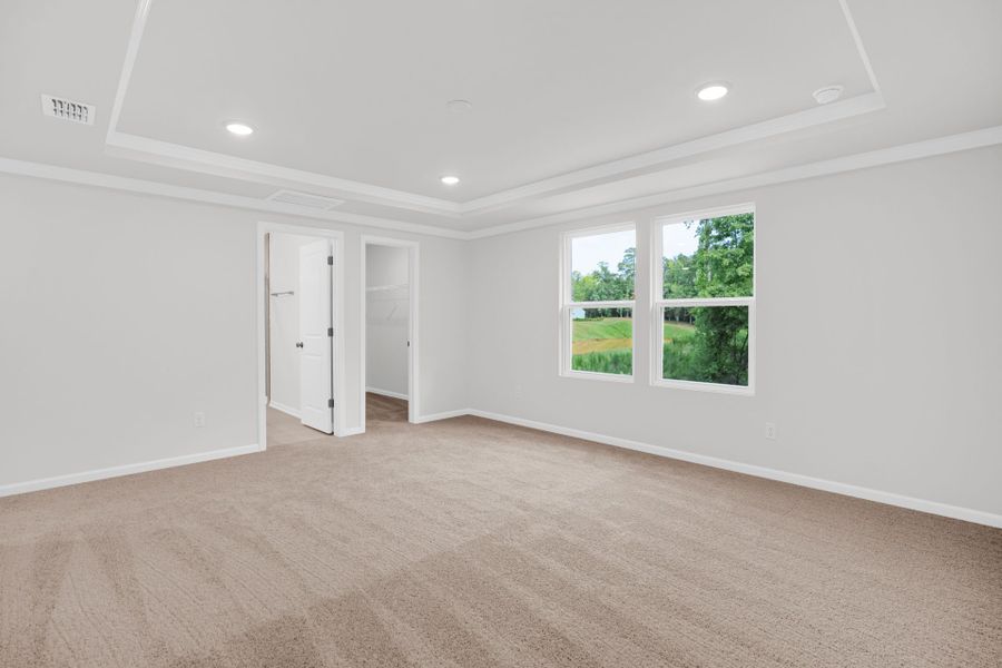 Spacious, unfurnished interior of a new home in Carriage Estates, Lexington (Image 34).