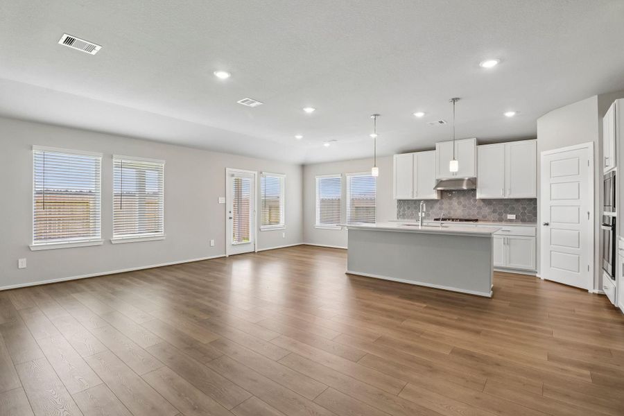 Spacious, unfurnished interior of a new home in Riviera Pines - Classic Series, Huffman (Image 29). Spacious, unfurnished interior of a new home in Riviera Pines - Classic Series, Huffman (Image 29).