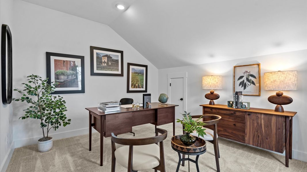 Furnished interior view inside a new home in Wells Crossing, Seneca (Image 22).