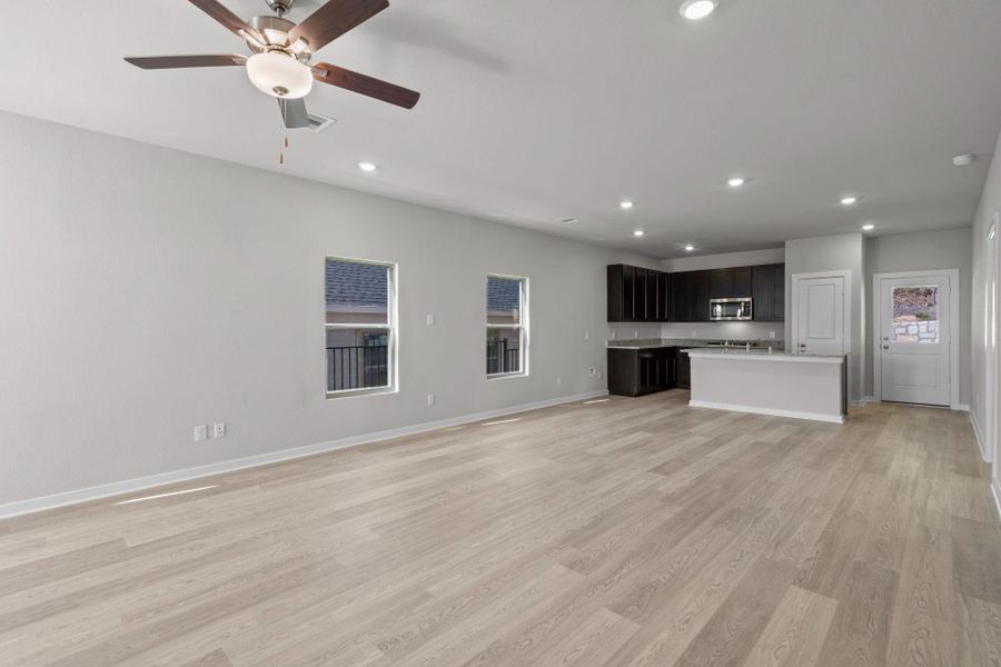 Spacious, unfurnished interior of a new home in Westridge Cove, Panorama Village (Image 13).