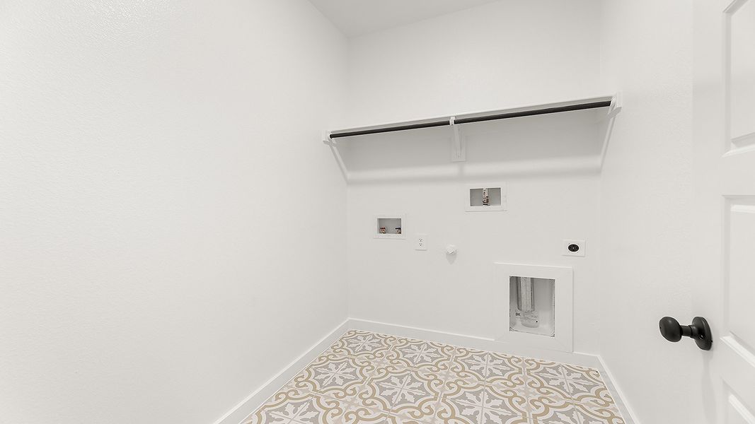 Spacious, unfurnished interior of a new home in The Oaks, Red Oak (Image 28). Spacious, unfurnished interior of a new home in The Oaks, Red Oak (Image 28).