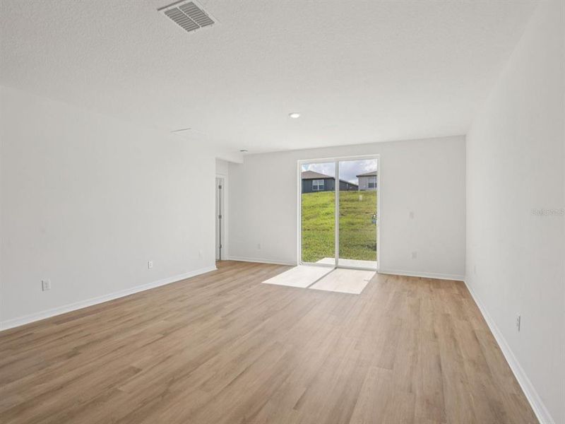 Spacious, unfurnished interior of a new home in Benton Hills - Classic Series, Brooksville (Image 11).