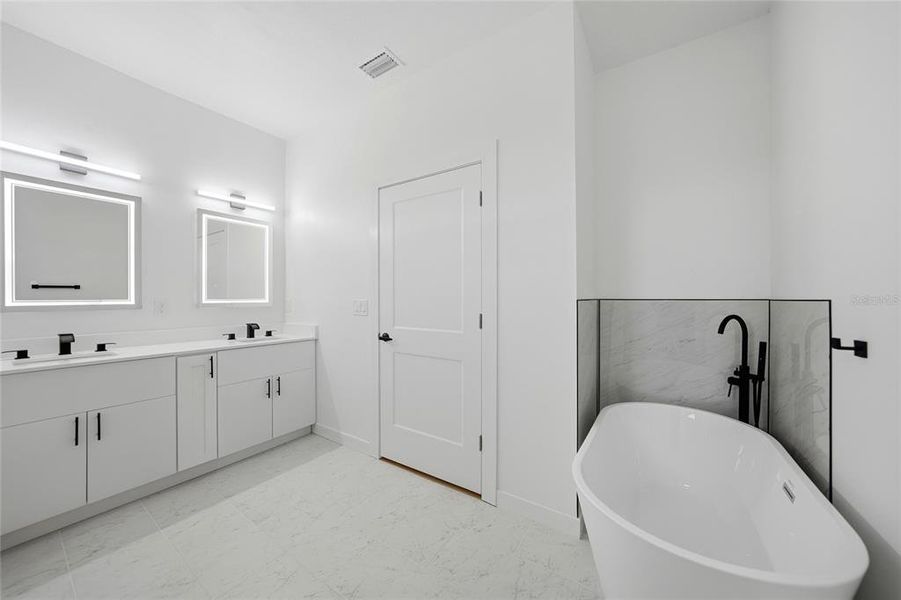 Furnished interior view inside a new home in , Port Charlotte (Image 11).