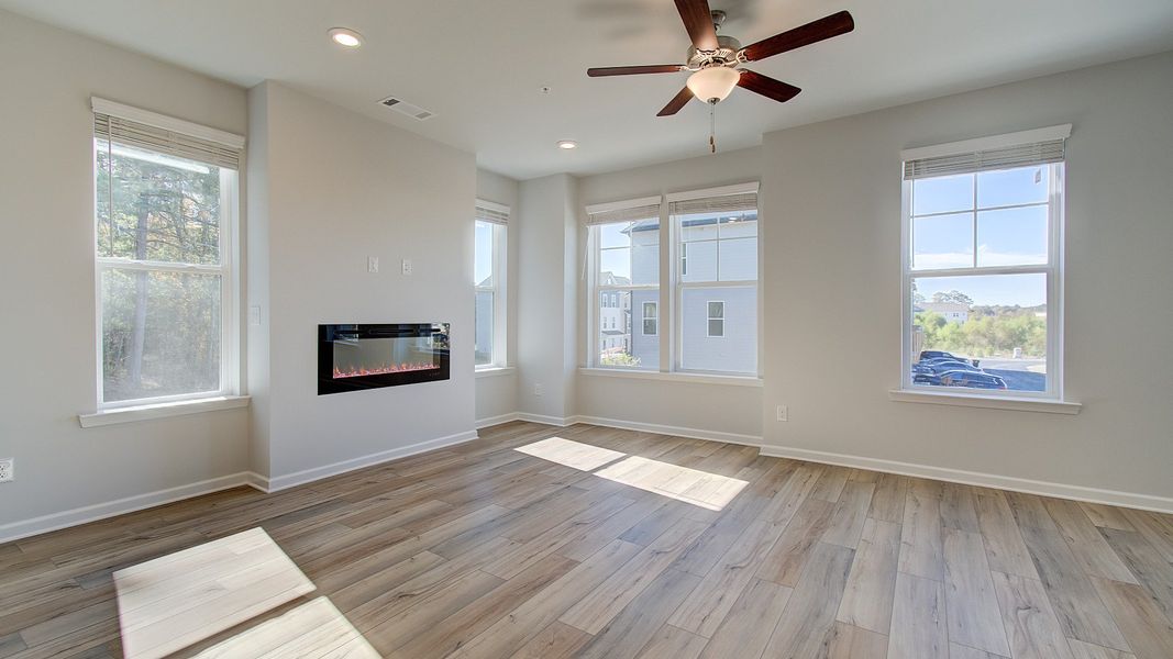 Furnished interior view inside a new home in Daybreak, Newnan (Image 6).