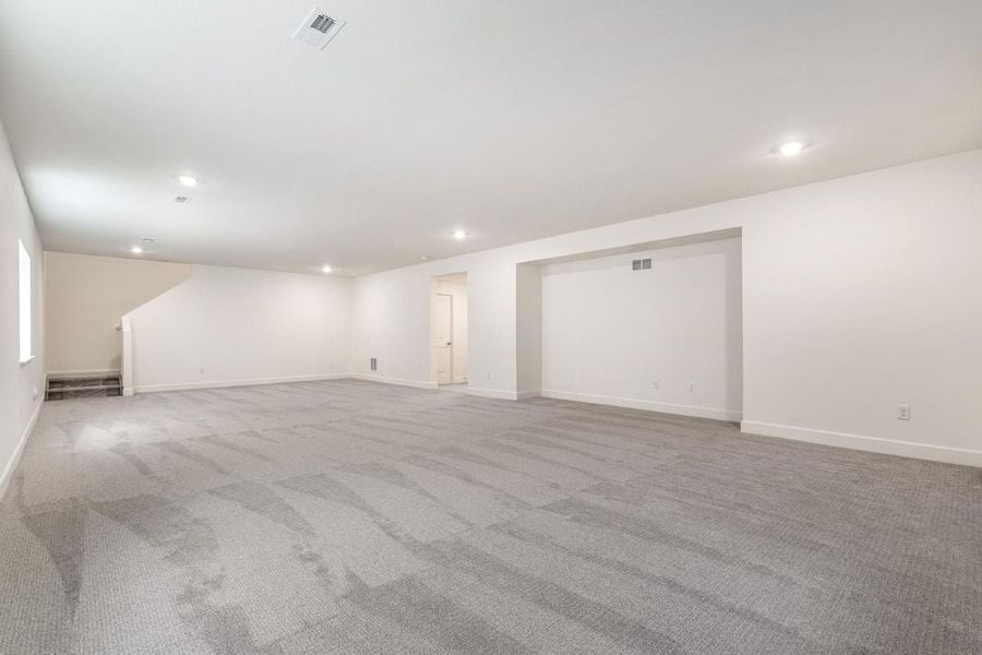 Spacious, unfurnished interior of a new home in Murphy Creek Reserve, Aurora (Image 19). Spacious, unfurnished interior of a new home in Murphy Creek Reserve, Aurora (Image 19).