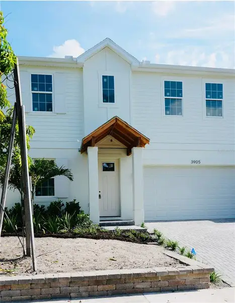 Exterior details and patio area of a home in , Tampa (Image 3).