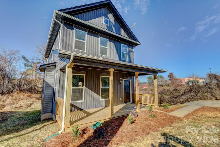 Exterior details and patio area of a home in , Shelby (Image 16).