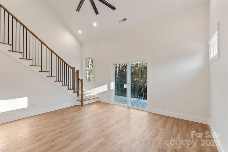 Spacious, unfurnished interior of a new home in , Hickory (Image 40).