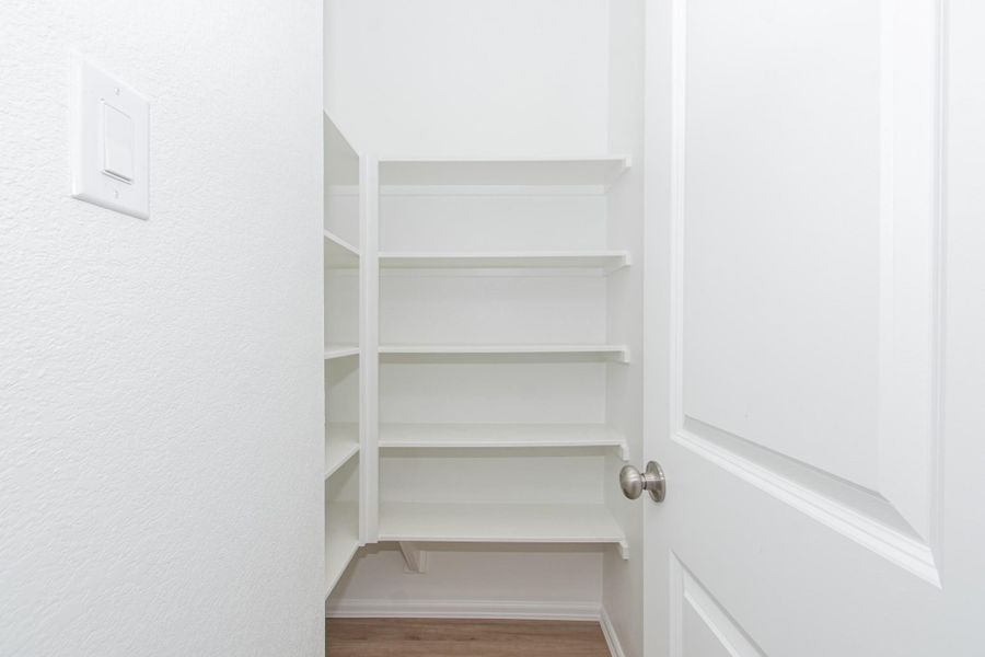 Spacious, unfurnished interior of a new home in Newport Preserve, Crosby (Image 30).