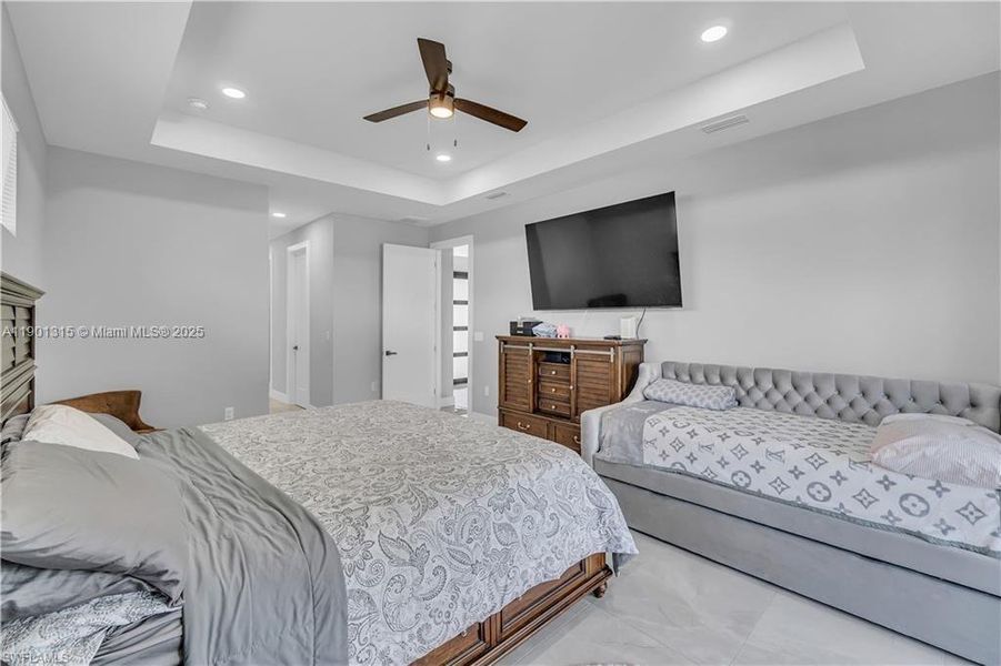 Furnished interior view inside a new home in , Cape Coral (Image 30). Furnished interior view inside a new home in , Cape Coral (Image 30).