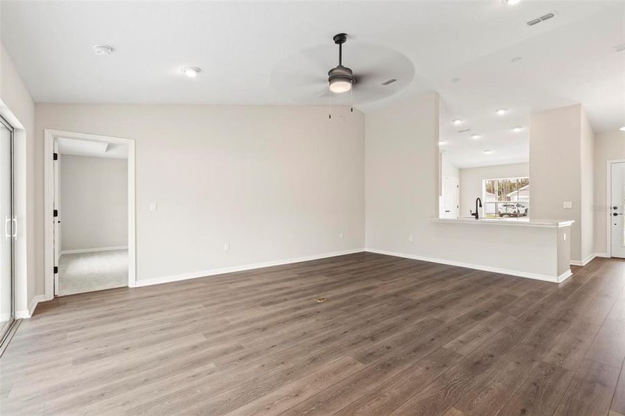 Spacious, unfurnished interior of a new home in , Palm Coast (Image 18).