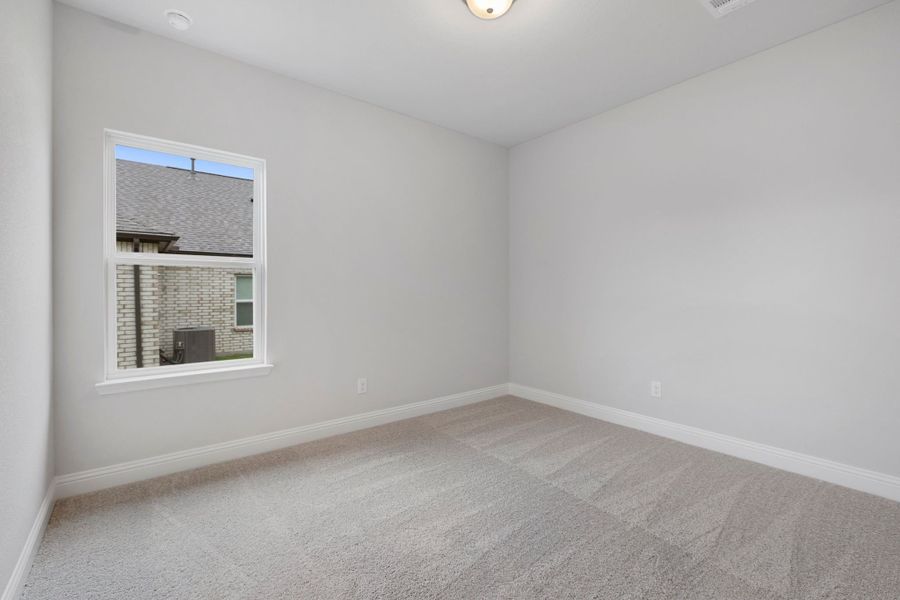Spacious, unfurnished interior of a new home in Waverly Estates, Nevada (Image 56).