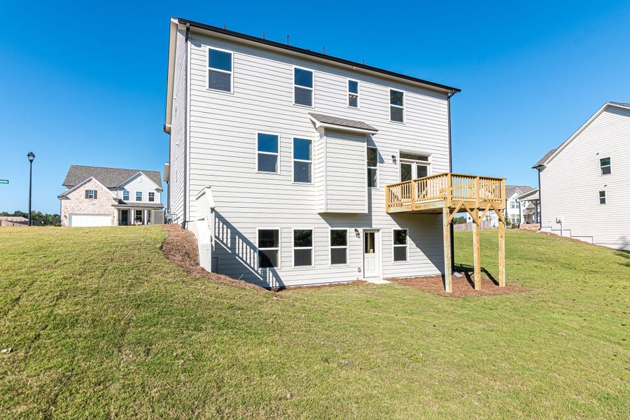 Representative exterior details of a home built from the The Willow B by Davidson Homes LLC in Wehunt Meadows, Hoschton (Image 3).