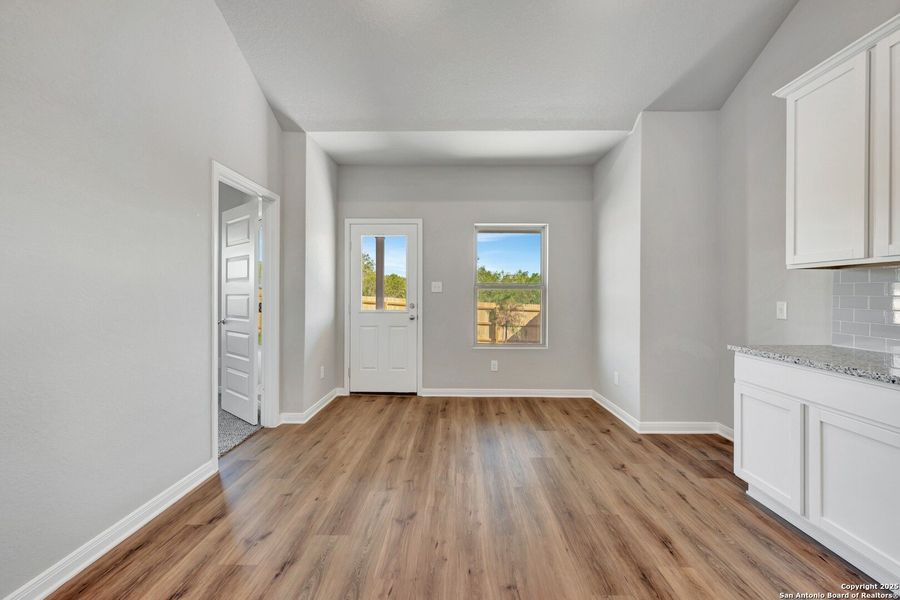 Spacious, unfurnished interior of a new home in Paloma Park, Converse (Image 26).