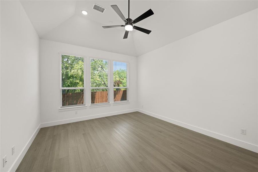 Spacious, unfurnished interior of a new home in Birdsong, Mansfield (Image 30). Spacious, unfurnished interior of a new home in Birdsong, Mansfield (Image 30).