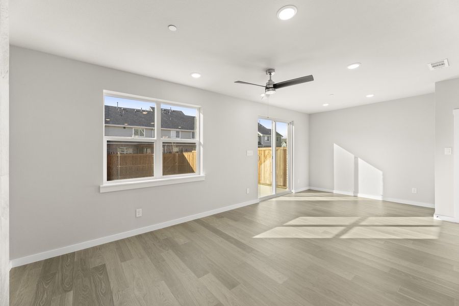 Furnished interior view inside a new home in Woodbridge, Wylie (Image 5).