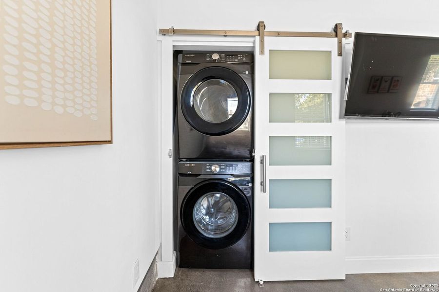Close-up of interior finishes inside a home in , San Antonio (Image 15).