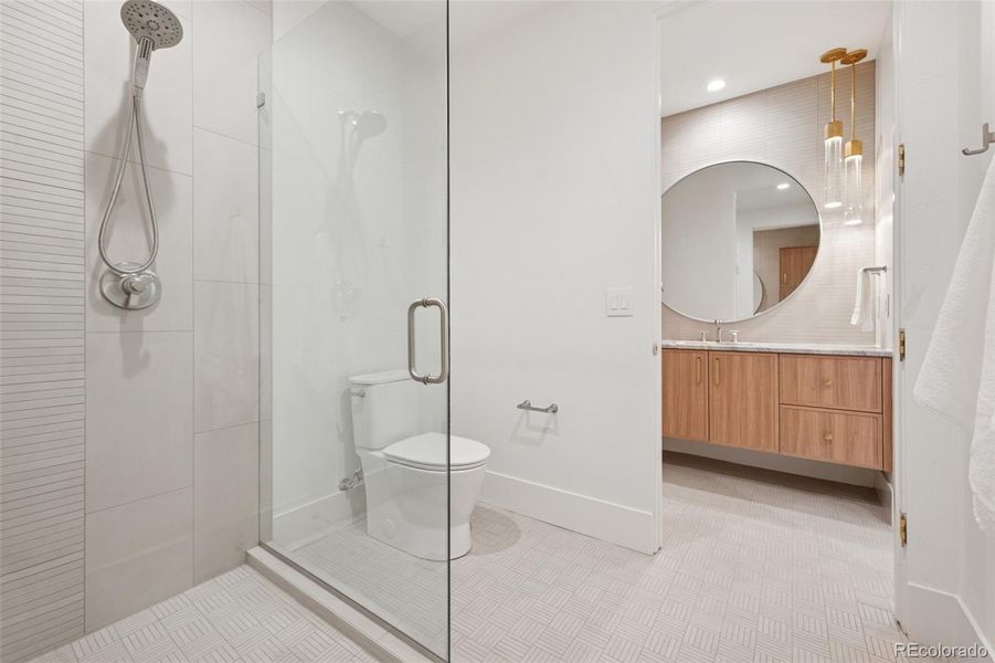 Furnished interior view inside a new home in , Monument (Image 37).