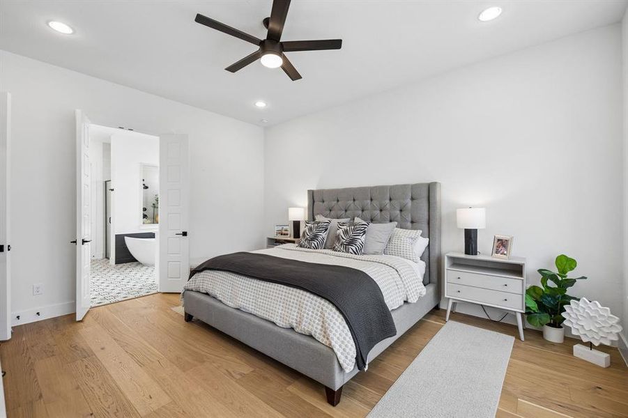 Furnished interior view inside a new home in Fields 50', Frisco (Image 16). Furnished interior view inside a new home in Fields 50', Frisco (Image 16).