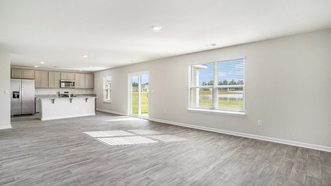 Spacious, unfurnished interior of a new home in Heritage Crossing, Conway (Image 14).
