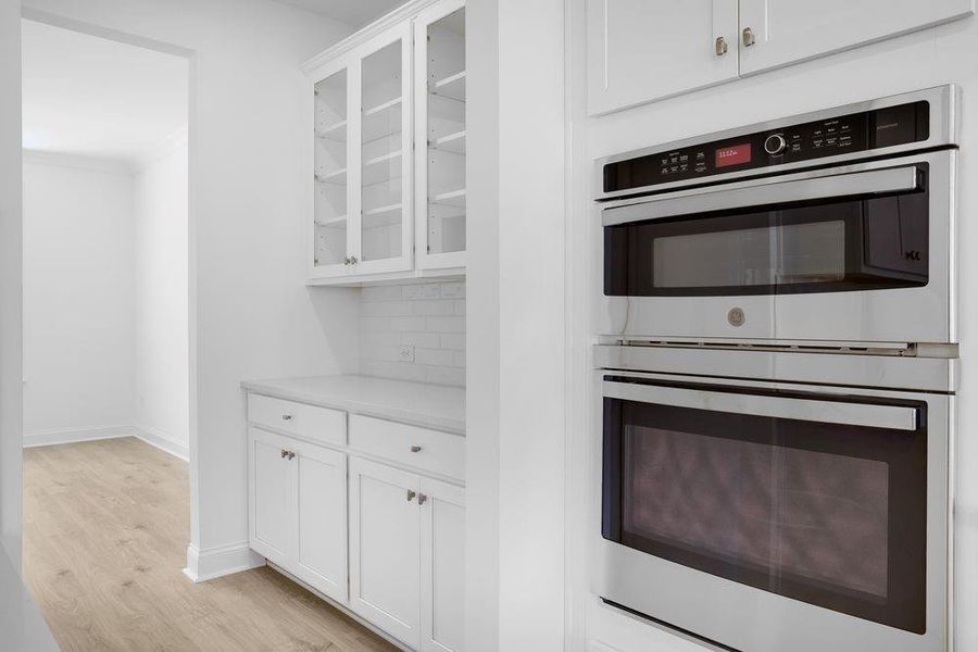 Furnished interior view inside a new home in Oakmead, Buford (Image 8). Furnished interior view inside a new home in Oakmead, Buford (Image 8).