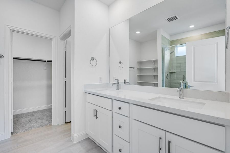 Furnished interior view inside a new home in Madero 50s, Fort Worth (Image 7). Furnished interior view inside a new home in Madero 50s, Fort Worth (Image 7).