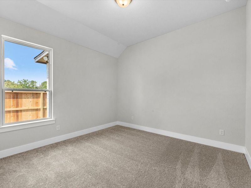 Spacious, unfurnished interior of a new home in Tompkins Reserve, Katy (Image 14).