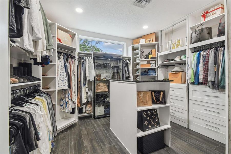 Image 56 of a home in . Image 56 of a home in .