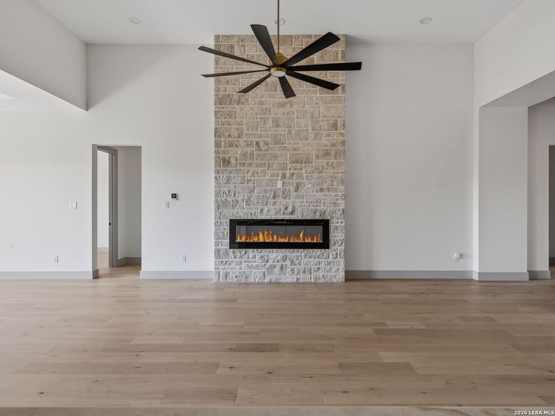Spacious, unfurnished interior of a new home in , Boerne (Image 24).